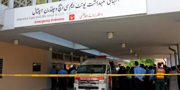Murieron 14 recién nacidos en un incendio en un hospital de Pakistán