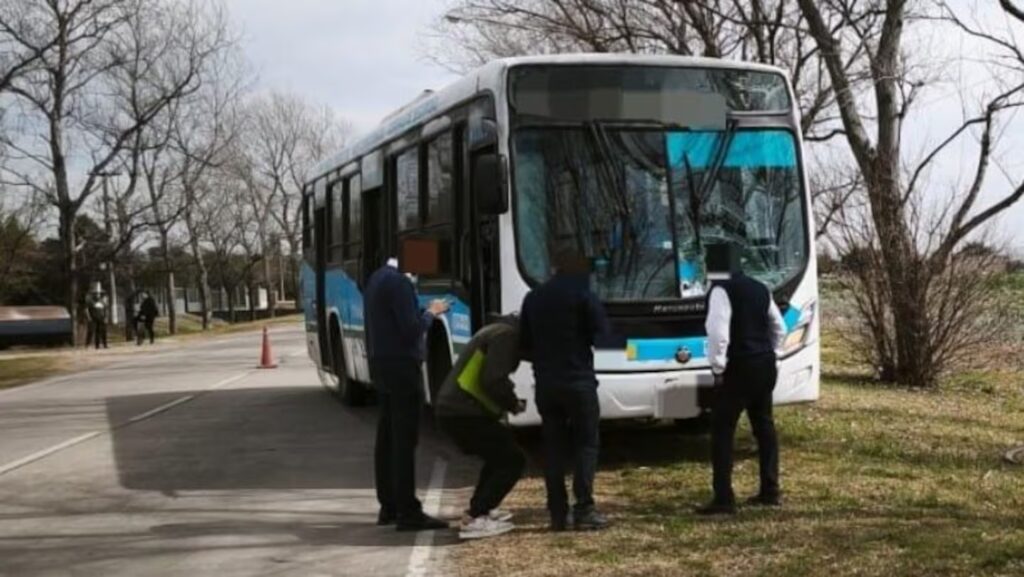 Murió un ciclista tras ser atropellado por un colectivo Murió un ciclista tras ser atropellado por un colectivo