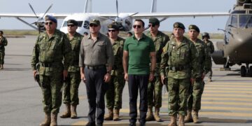 Noboa anunció el despliegue de 4.000 policías para luchar contra el crimen Noboa anunció el despliegue de 4.000 policías para luchar contra el crimen