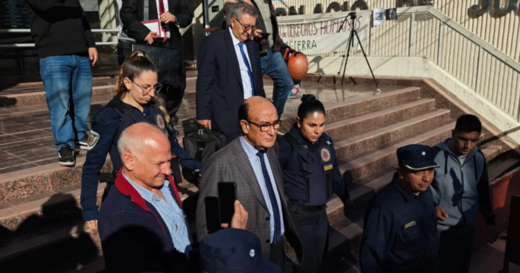 Oscar González en Tribunales de Villa Dolores. Foto: Comercio y Justicia.