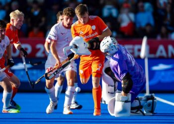 Países Bajos e Inglaterra empataron y Los Leones avanzaron a semifinales