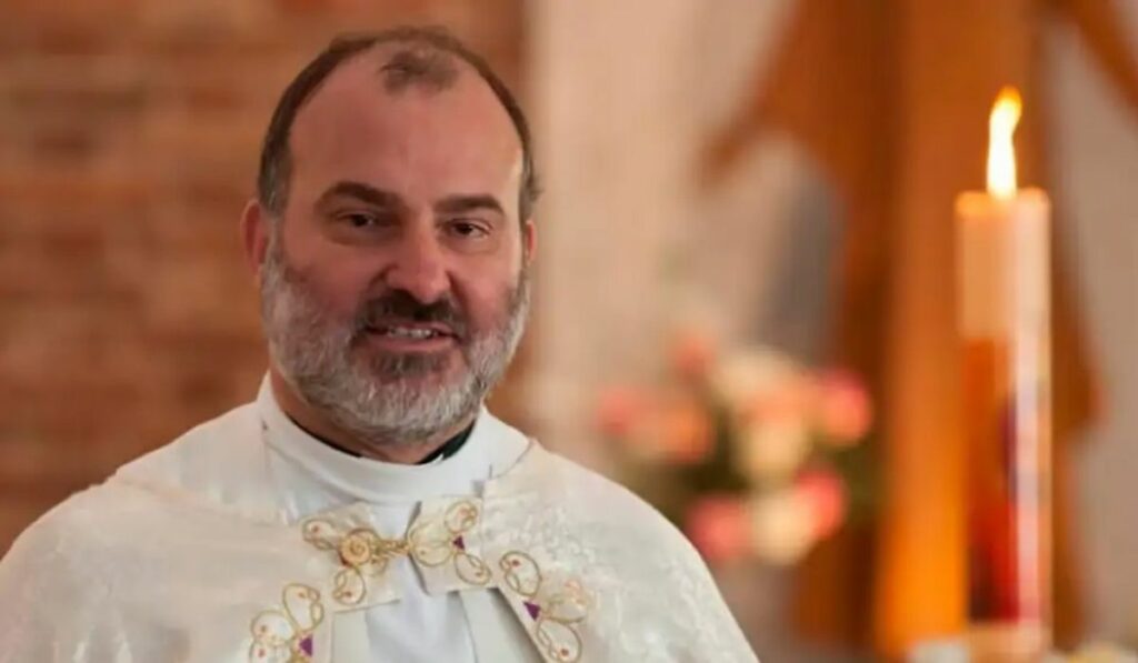 Condenaron a 3 años y 4 meses al cura Patricio Cruz Viale por abuso sexual Patricio cruz viale