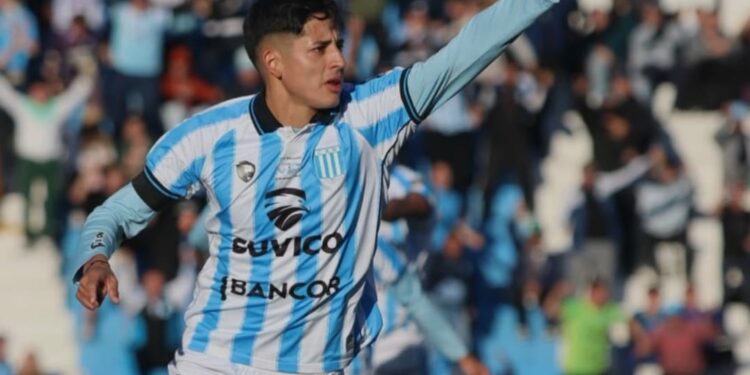Racing derrotó por la mínima a San Miguel y quedó a tres puntos del Reducido