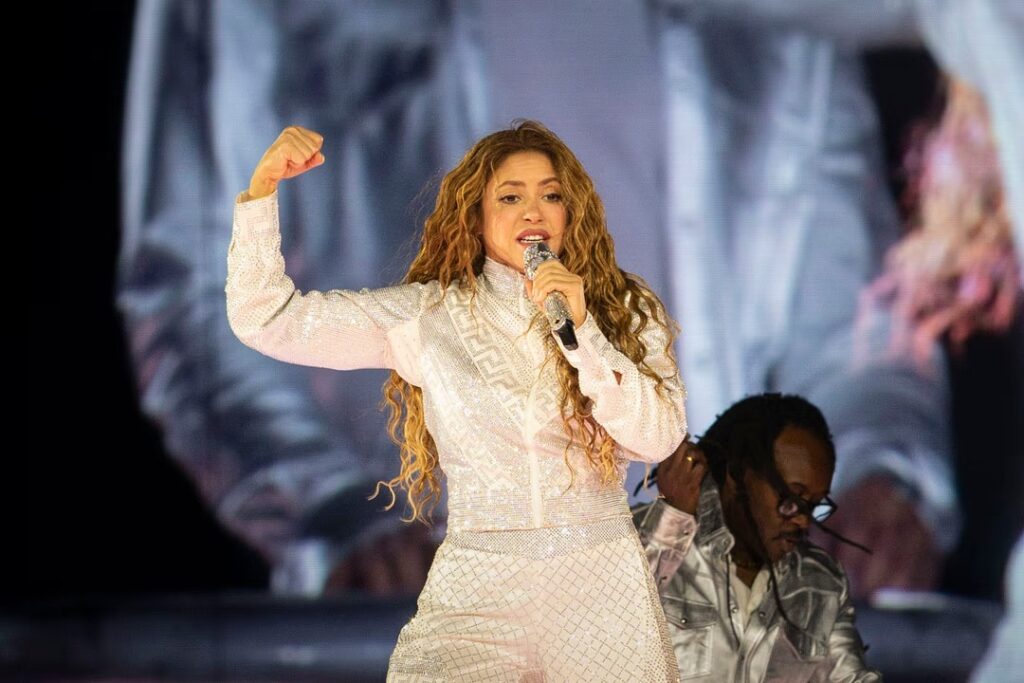 Shakira, Ricardo Montaner y Marc Anthony se solidarizaron con Colombia Shakira, Ricardo Montaner y Marc Anthony se solidarizaron con Colombia