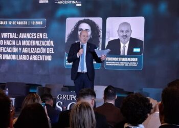 Sturzenegger: “Hemos crecido 10% tras 15 años de estancamiento”