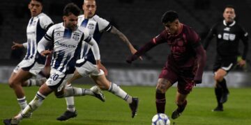Talleres iguala sin goles con Lanús en el Kempes