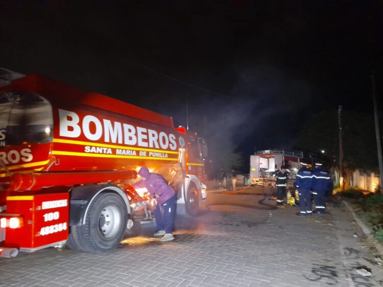 Tragedia en Santa María de Punilla: dos mujeres graves tras quemarse su casa incendio