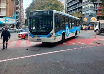 Un hombre de 70 años fue atropellado por un colectivo Un hombre de 70 años fue atropellado por un colectivo