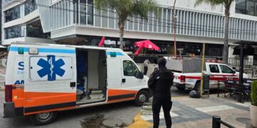 Un operario sufrió quemaduras graves tras una explosión Un operario sufrió quemaduras graves tras una explosión