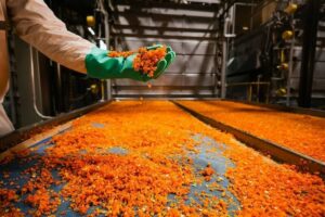Unilever cerró una planta de Knorr en Mendoza y despidió a 60 trabajadores Unilever cerró una planta de Knorr en Mendoza y despidió a 60 trabajadores