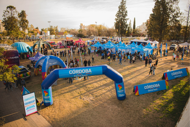 El programa "Córdoba Cerca Tuyo" llega este fin de semana a barrio Yapeyú y Villa Páez Vecinos y vecinas podrán resolver trámites, acceder a servicios provinciales y municipales, participar de actividades recreativas y de promoción de la salud.