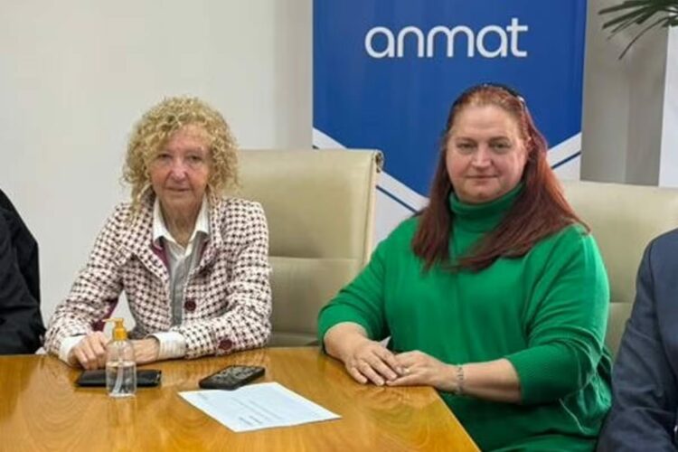 Indagan a dos ex funcionarias de la ANMAT por presuntas irregularidades en los controles La investigación por el fentanilo adulterado avanza con la indagatoria de dos ex funcionarias de la ANMAT y el INAME, mientras la Justicia analiza posibles responsabilidades por presuntas fallas en los controles sobre los laboratorios involucrados.