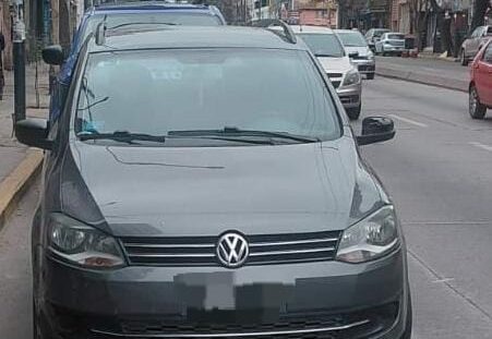 Tres detenidos tras un robo a un vehículo de alquiler La Policía logró ubicarlas mediante cámaras de videovigilancia y secuestró dos vehículos utilizados durante la fuga.