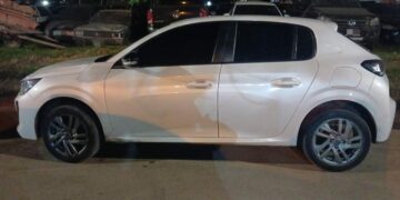Detuvieron a una mujer que circulaba en un auto con un presunto inhibidor de alarmas Detuvieron a una mujer que circulaba en un auto con un presunto inhibidor de alarmas