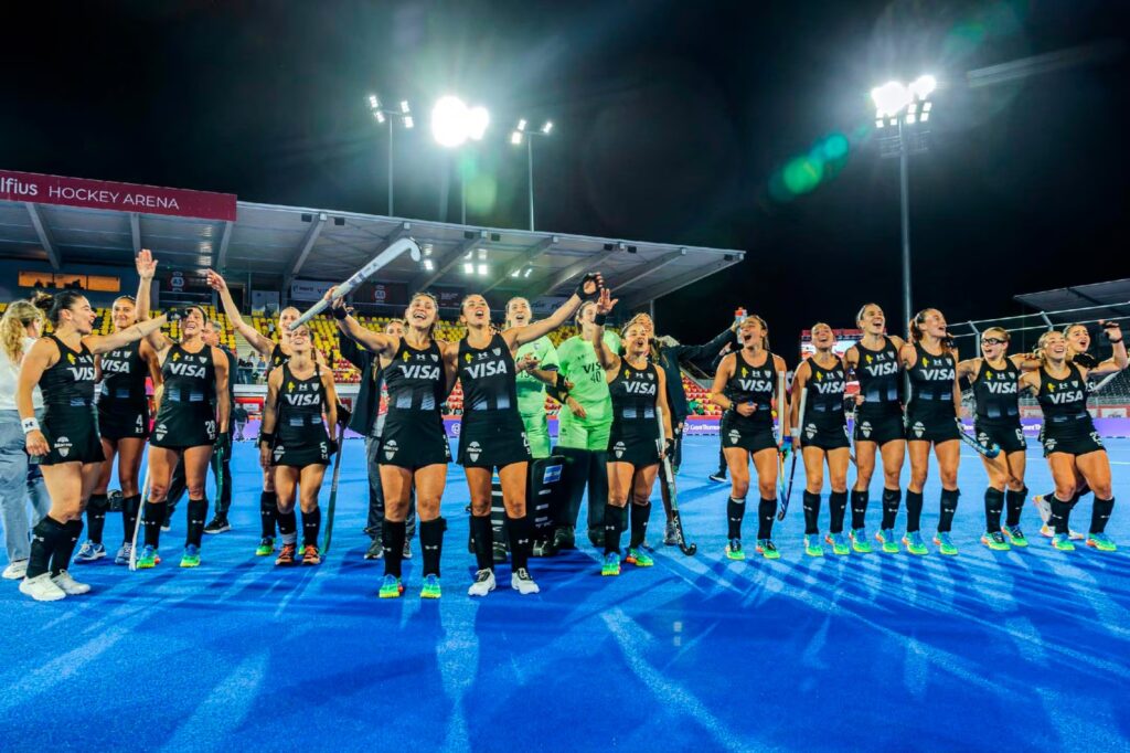 Las Leonas van por otra final mundialista ante Australia Las Leonas van por otra final mundialista ante Australia
