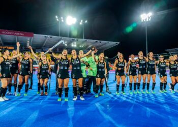 Las Leonas van por otra final mundialista ante Australia Las Leonas van por otra final mundialista ante Australia