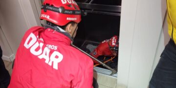 Murió un guardia de seguridad tras quedar atrapado en un ascensor