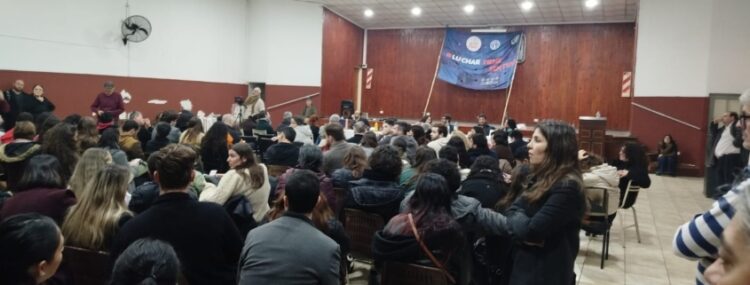 El Tribunal Superior presentó una propuesta salarial a los Judiciales Los judiciales definirán el martes próximo si aceptan o no la propuesta.