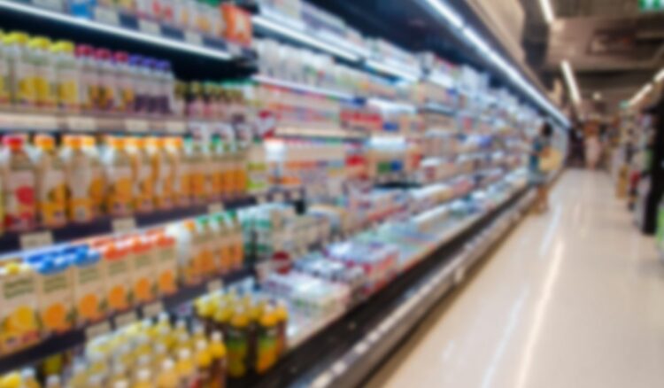 El consumo cayó en junio: bajaron las ventas en supermercados, mayoristas y shoppings El consumo sigue sin repuntar: cayeron las ventas en supermercados, mayoristas y shoppings