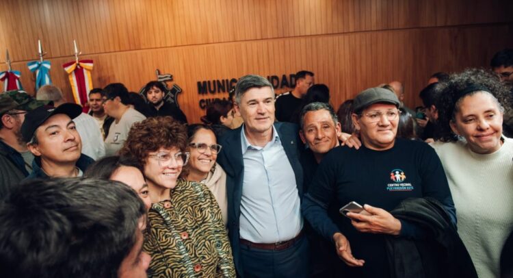 : El Programa Ambiental para Centros Vecinales 2026 fue presentado en el Palacio 6 de Julio y buscará incorporar a 66 centros vecinales en acciones de reciclaje, capacitación y economía circular. Foto: Municipalidad de Córdoba.