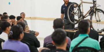 Curso de reparación de bicicletas en la Universidad Libre del Ambiente.