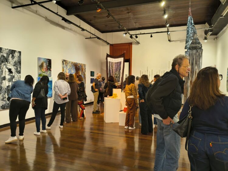 El intercambio tendrá además una segunda instancia en Córdoba. Bajo el título “El Arte que nos Une” 2026 Made in Córdoba, las obras serán exhibidas en el Museo Metropolitano de Arte Urbano (MMAU) a partir del 26 de agosto a las 18, donde podrán visitarse hasta el 18 de octubre, con entrada libre y gratuita.