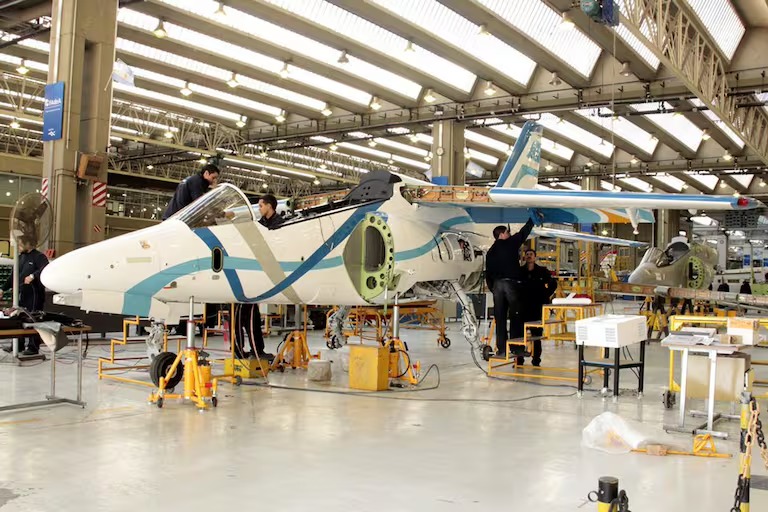 Fábrica Argentina de Aviones (FAdeA) en Córdoba muestra sus instalaciones