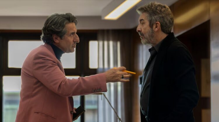 Darín y Peretti estrenarán “Lo dejamos acá” en San Sebastián Ricardo Darín y Diego Peretti protagonizan Lo dejamos acá, la nueva película de Hernán Goldfrid. Foto: Gentileza Netflix.