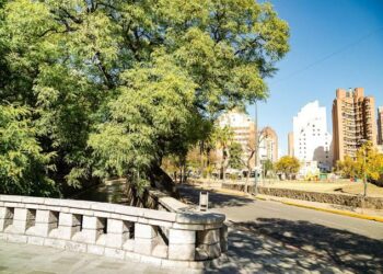 Miércoles templado, con nubes, sol y máxima de 25 grados