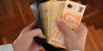 Septiembre llega con nuevos aumentos: prepagas, transporte, peajes y colegios privados