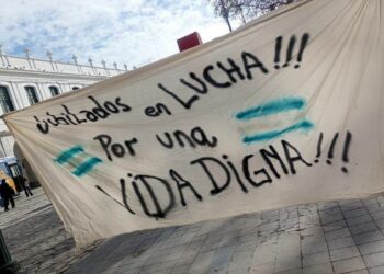 Jubilados, cada vez más endeudados y ante la disyuntiva de comer o medicarse