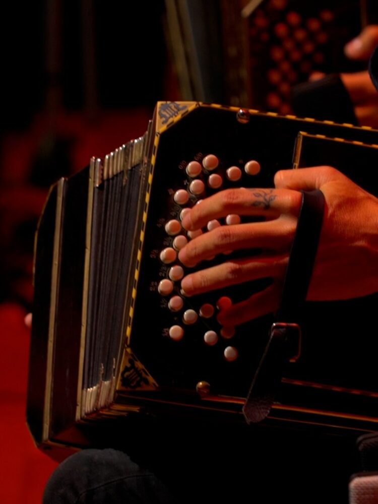 Donde el bandoneón cambia de acento La agrupación nació en 2024 a partir de una propuesta cooperativa que reúne a músicos provenientes de distintos ámbitos de la escena local.