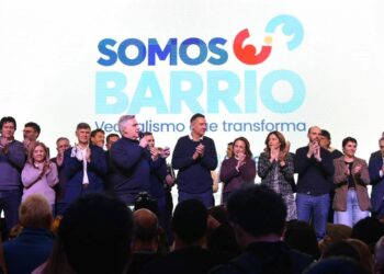 Con Passerini y Llaryora presentes, “Somos Barrio” convocó a más de 2.300 referentes barriales