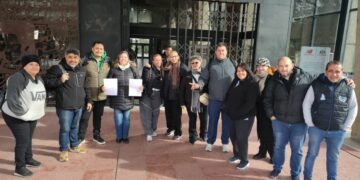 Trabajadores de la salud convocan a un «semaforazo» por la quita del boleto sanitario Representantes de UTS y otros gremios presentaron la solicitud formal para exigir la continuidad del boleto gratuito en el transporte urbano para el personal de salud. (Foto: X / @UTSCordoba)