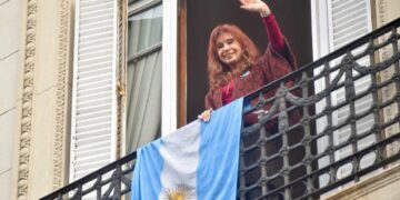 El juicio contra Cristina y Máximo Kirchner por Hotesur y Los Sauces El juicio contra Cristina y Máximo Kirchner por Hotesur y Los Sauces comenzaría antes de fin de año El juicio contra Cristina y Máximo Kirchner por Hotesur y Los Sauces El juicio contra Cristina y Máximo Kirchner por Hotesur y Los Sauces comenzaría antes de fin de año