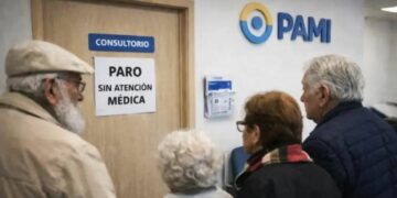 Médicos y odontólogos de PAMI realizan un paro de 72 horas en todo el país