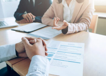 Ofertas de trabajo en Córdoba: este viernes recibirán CV en pleno centro