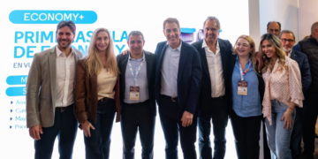 Karina Milei y Santilli acompañaron la presentación de Aerolíneas Argentinas: las propuestas para Córdoba Aerolíneas Argentinas presentó sus propuestas para el verano en la FIT.