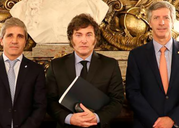 Amplían la denuncia contra Milei, Caputo y Bausili por el oro del Banco Central