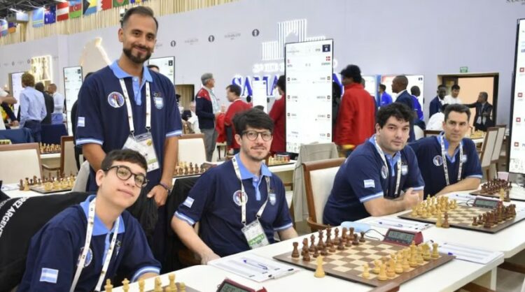 El equipo argentino que compite en las Oimpiadas de ajedrez.