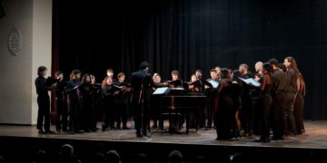 Artistas se reúnen para ayudar al Coro Municipal de Jóvenes