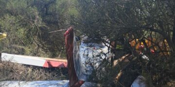 Cinco heridos al caer una avioneta en Coronel Olmedo