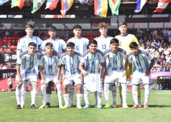 Con gol de una joya de Belgrano, Argentina logró una agónica clasificación a semifinales