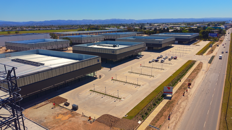 Nuevo emprendimiento se presenta como el primer Business Park Integral Así se ve el desarrollo de UNMOL desde el aire actualmente.