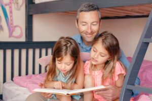De los libros ilustrados a las novelas largas, el salto que aleja de la lectura
