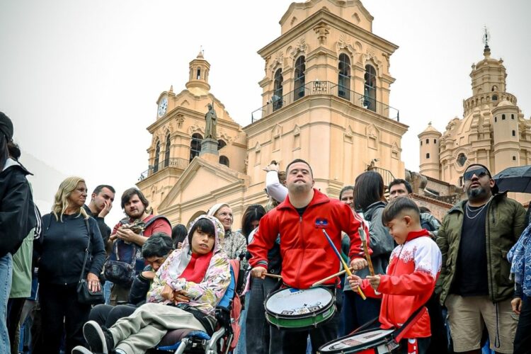 Discapacidad: movilizan en Córdoba por la prórroga de la ley de emergencia Discapacidad movilizan en Córdoba por la prórroga de la ley de emergencia