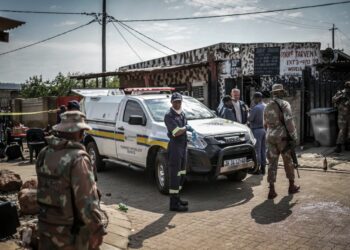 Dos tiroteos dejaron 27 muertos y 26 heridos en Sudáfrica