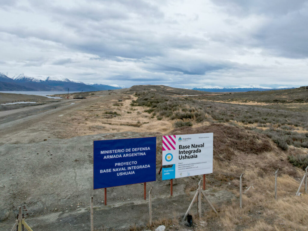 El Gobierno destinará más de 300.000 millones de pesos para la Base Naval Integrada El Gobierno apunta a terminar las obras en la Base Naval Integrada de Ushuaia para fines de 2029.