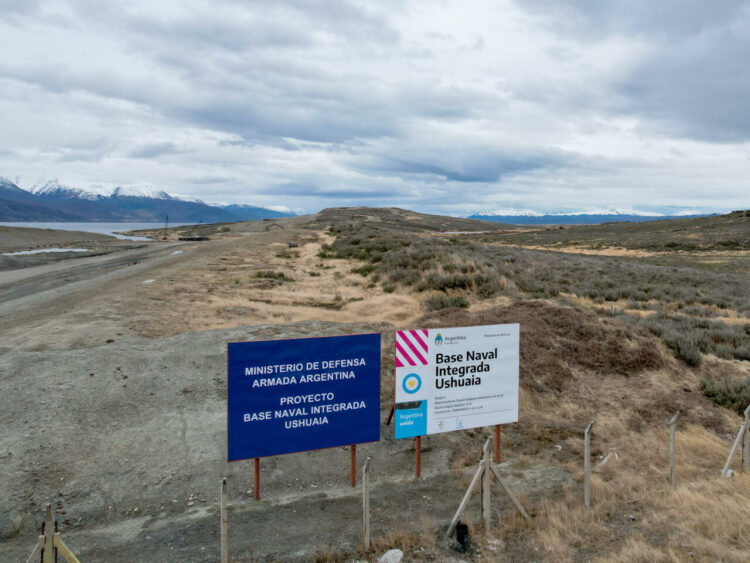 El Gobierno destinará más de 300.000 millones de pesos para la Base Naval Integrada El Gobierno apunta a terminar las obras en la Base Naval Integrada de Ushuaia para fines de 2029.