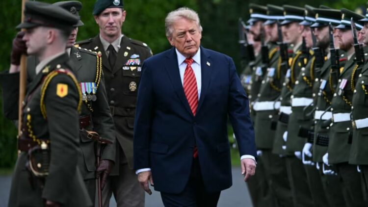 El Gobierno intenta aprovechar los gestos de Trump El mandatario norteamericano en su visita a Dublin.